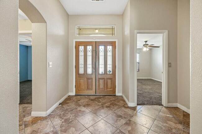 Building Photo - 1059 Millbrae St