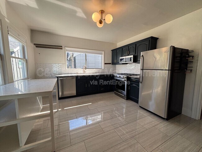 Foto del edificio - 846 42nd St