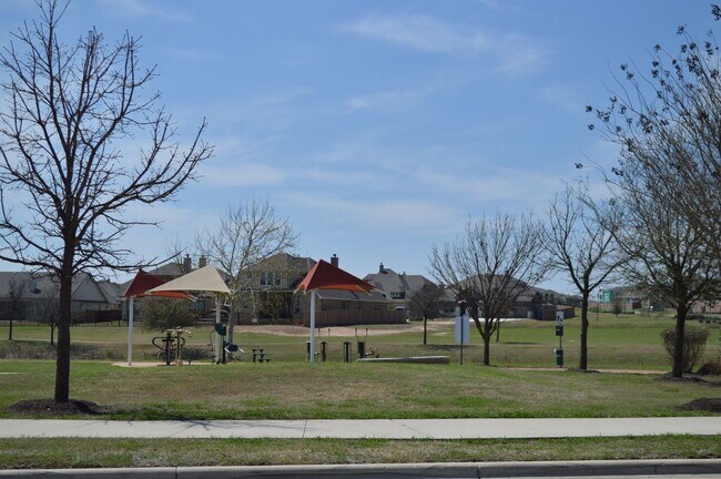 Foto del edificio - 18629 Falcon Pointe Blvd