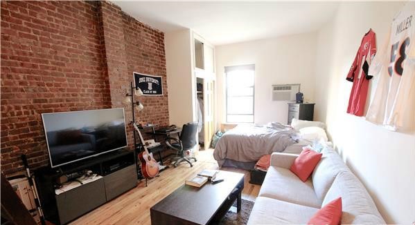 Primary Photo - 325 W 75th St