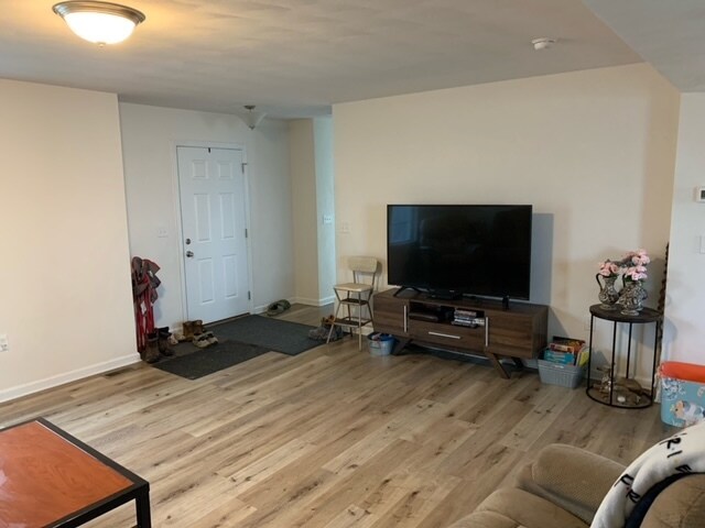 Foto del edificio - 104 Prairie View Ln