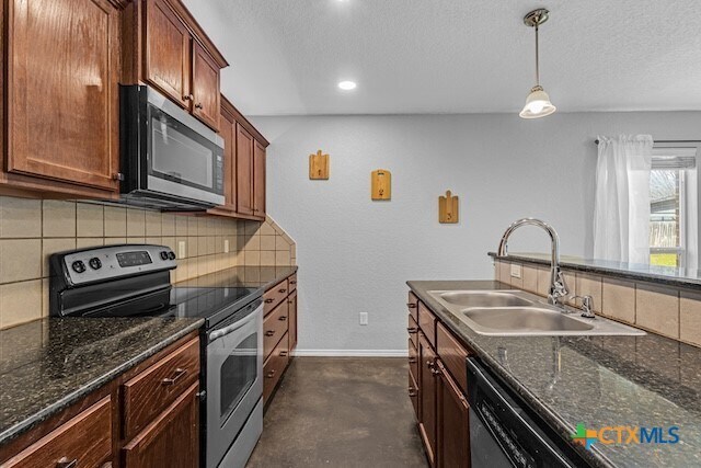 Building Photo - 209 Sugar Maple Ct