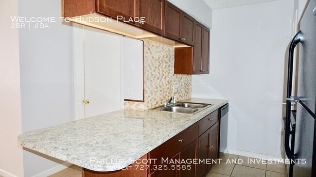 Building Photo - Welcome to The Hampton's at Brandon