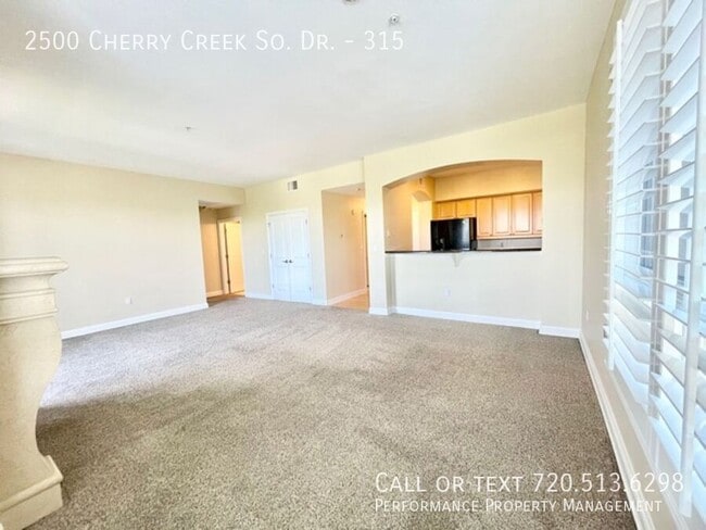 Foto del edificio - 2500 E Cherry Creek S Dr