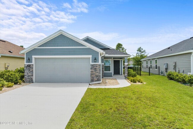 Foto del edificio - 167 Fallen Oak Tr