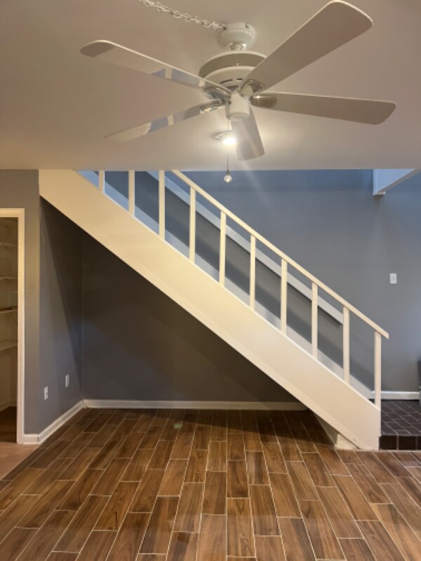 Building Photo - 12817 Country Ridge Ave