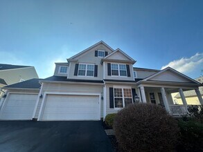 Building Photo - 1319 Donahey St