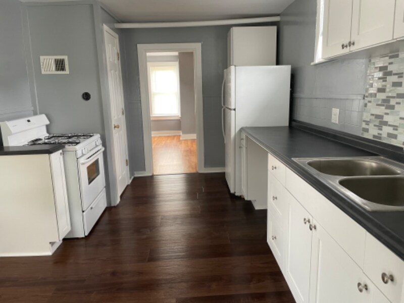 1134 ster Ave Unit 2, Utica, NY 13501 Room for Rent in Utica, NY