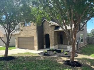 Primary Photo - 5813 Kleberg Trail
