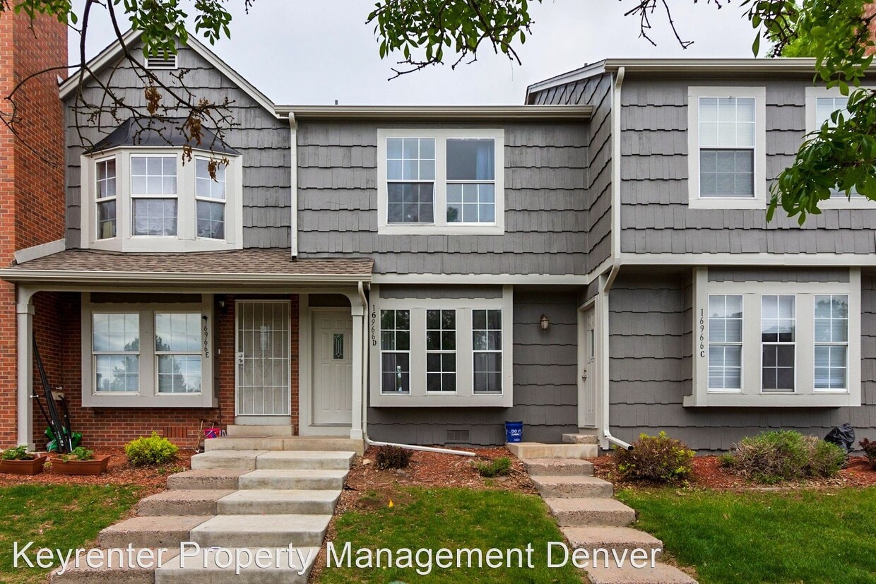 Primary Photo - 2 br, 2.5 bath House - 16966 E Piedmont Dr...