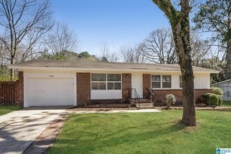 Building Photo - 9765 Virginianna Dr