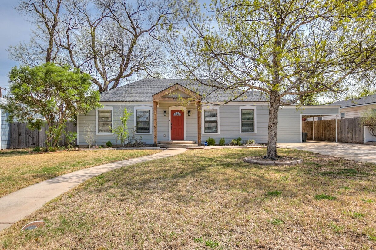 Foto principal - NOW AVAILABLE - Santa Rita Charmer w/ Deta...