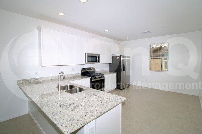 Building Photo - 12326 N Collamer Dr