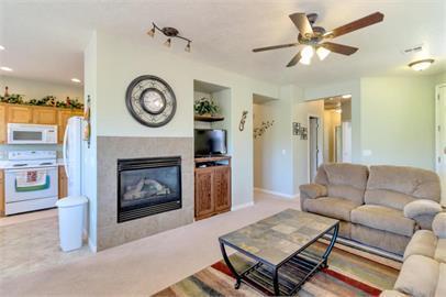 Foto del edificio - 3241 E Fourteen Fairway Dr