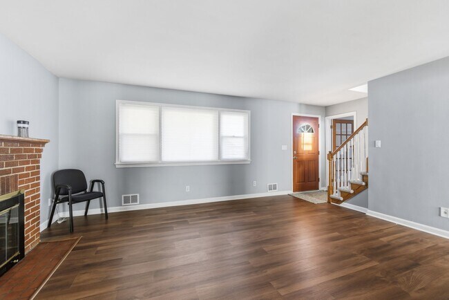 Building Photo - Beautiful 5 BR/3 BA Single-Family Home in Hyattsville!