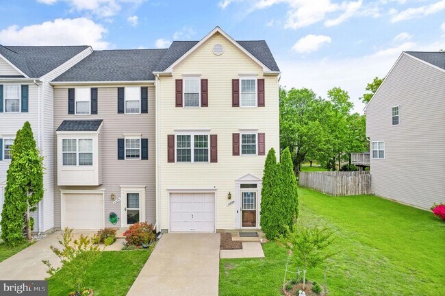 Foto del edificio - 11070 Clovertree Ct