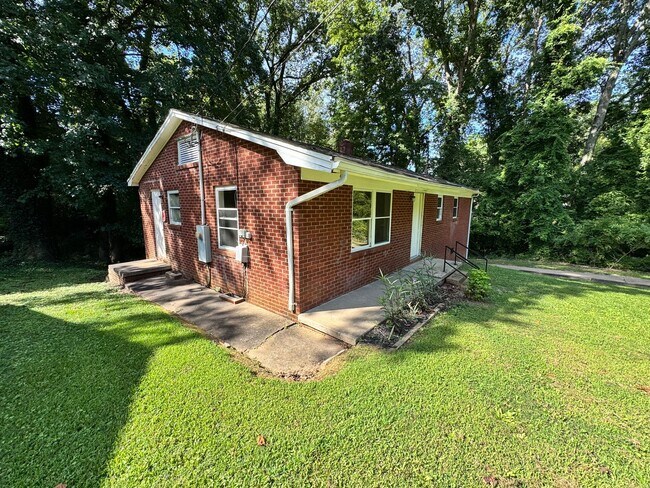 Foto del edificio - Close to uptown Shelby, NC (Still to compl...