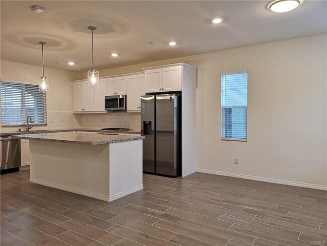 Building Photo - 7523 Shorthorn St
