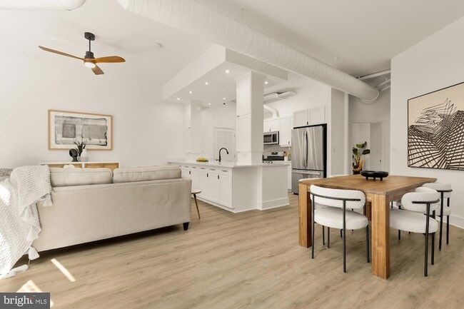 Building Photo - 1700 Kalorama Rd NW