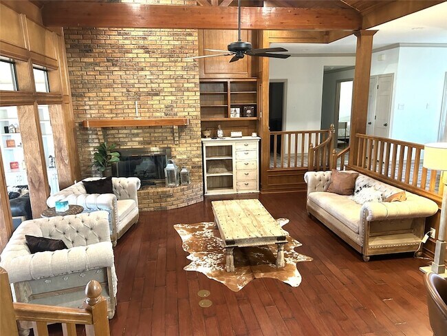 Building Photo - 7128 County Rd 319