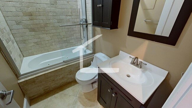 Foto del edificio - Private Roof Deck, Central Heat/AC, In-Unit Washer and Dryer, Pets Friendly Unit, Luxury Finishes