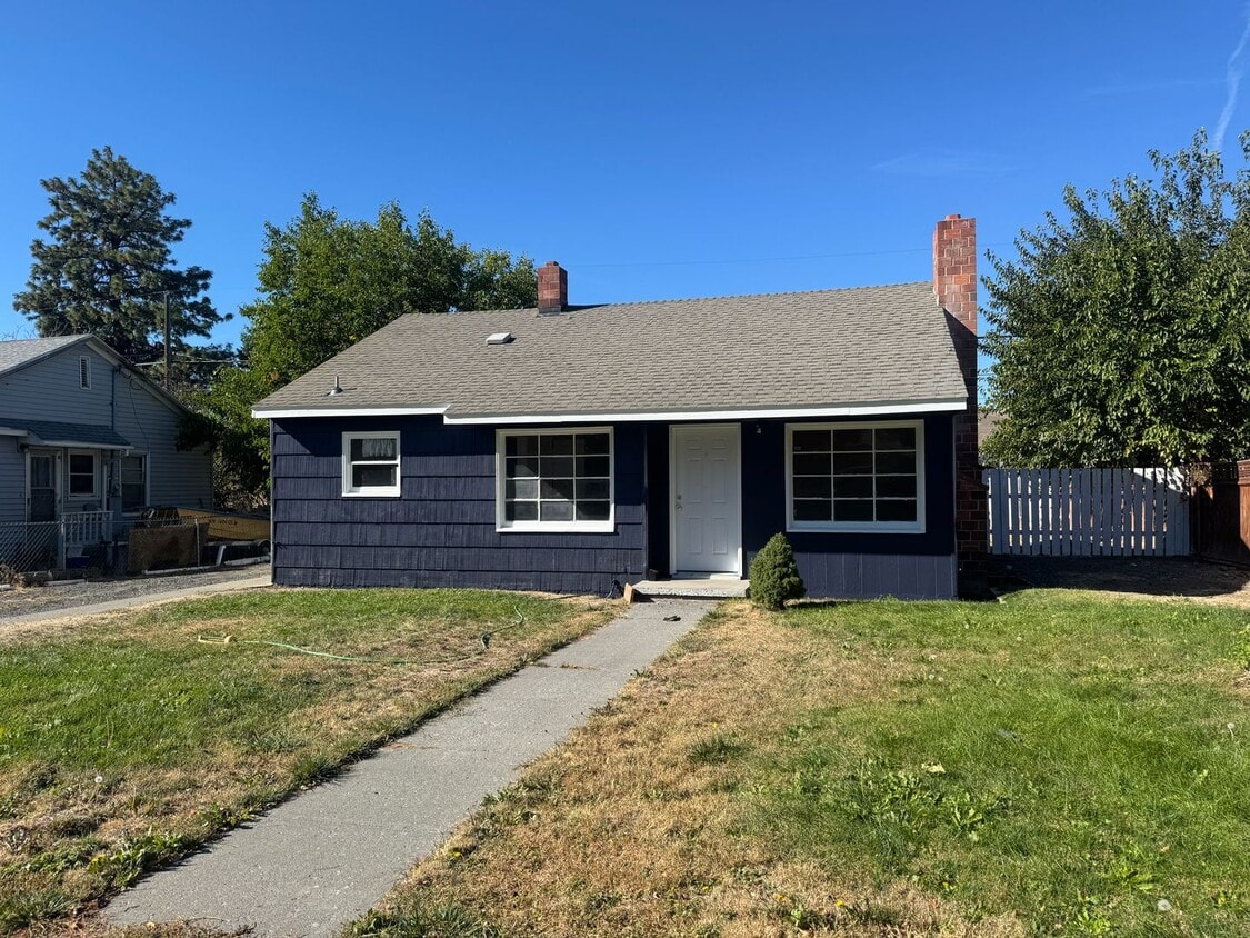 Primary Photo - Cute 2 bedroom home for rent in Ephrata