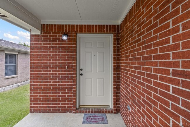 Building Photo - 200 Stanford Dr