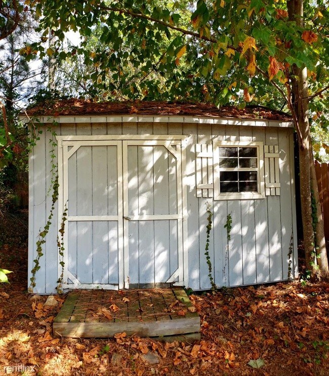 Building Photo - 4 br, 2 bath House - 12520 Brightwater Ln