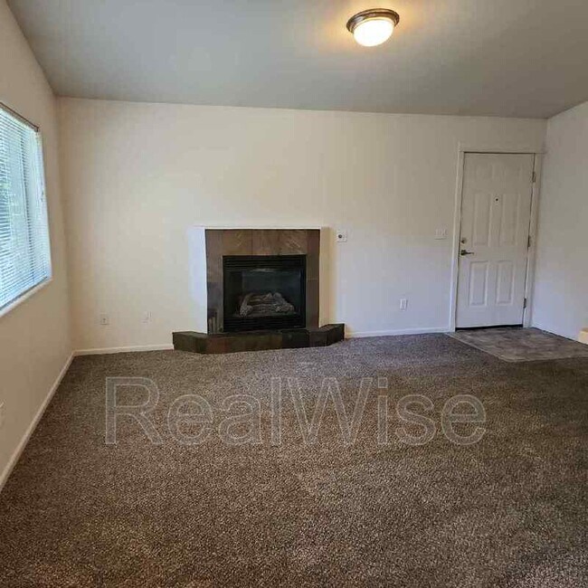 Foto del edificio - 2442 SW 23rd St