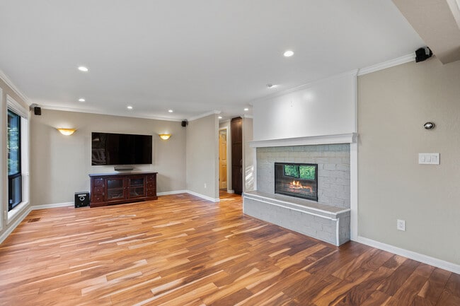 Foto del edificio - 12135 107th Ave NE