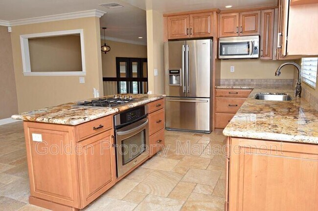Building Photo - 3460 Mission Mesa Way