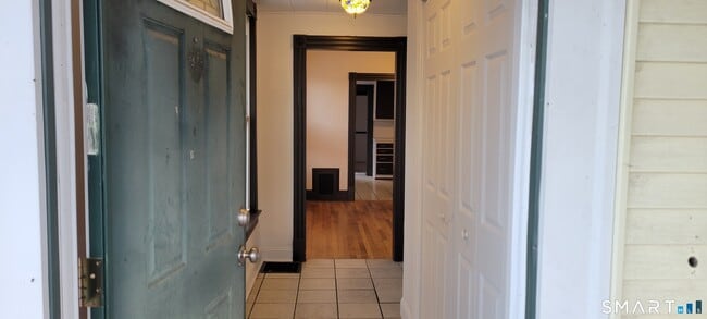 Building Photo - 130 Church St