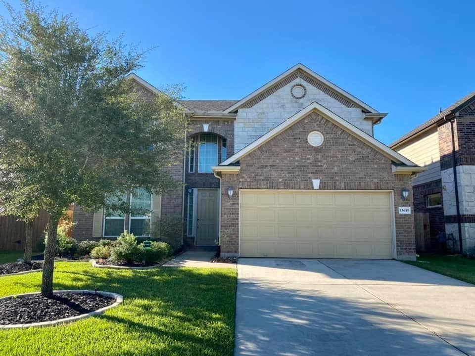 Primary Photo - 15635 Windsor Bluff Dr