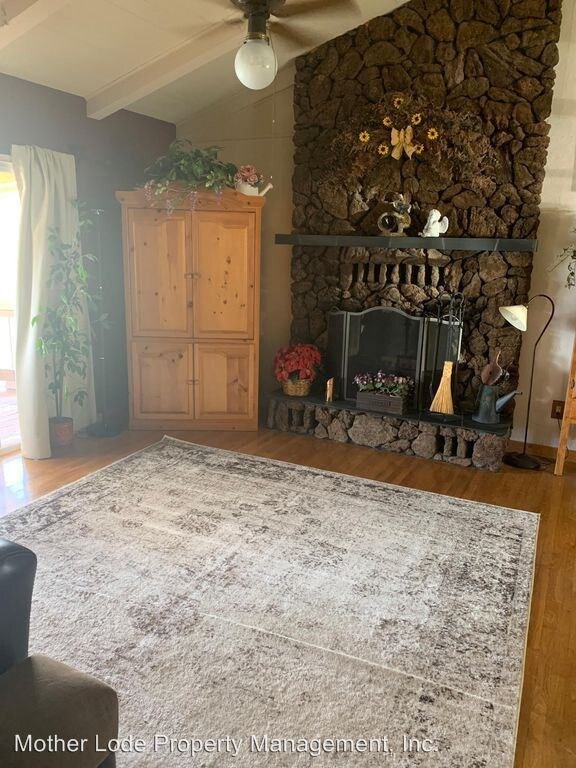 Foto del edificio - 2 br, 2 bath House - 12796 Mammoth Mine Road