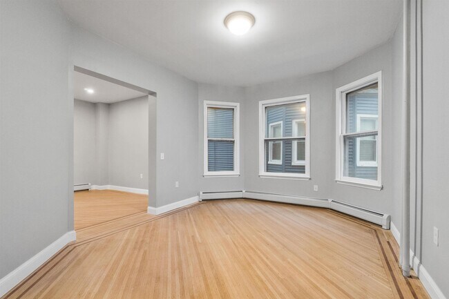 Building Photo - 45-47 E 34th St.