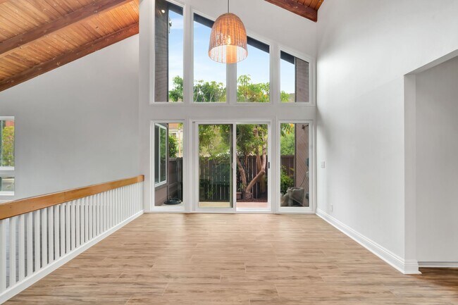 Foto del edificio - 1329 Avenida de Cortez