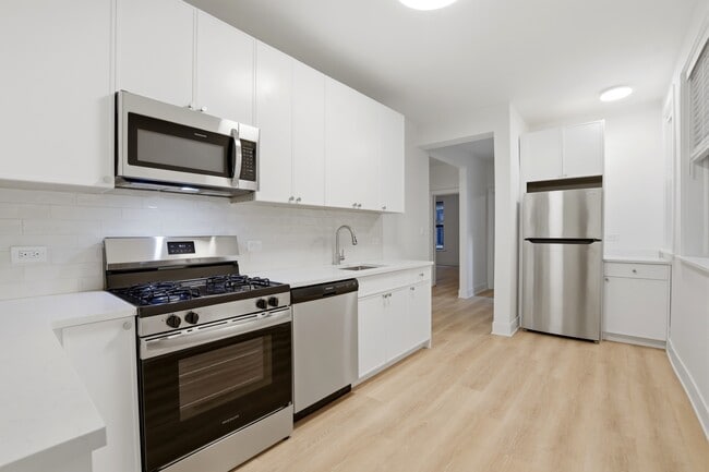 Photo - 1125 Davis St./ 1603-11 Ridge Ave. Apartments