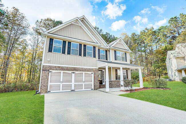 Building Photo - 702 Sycamore Dr