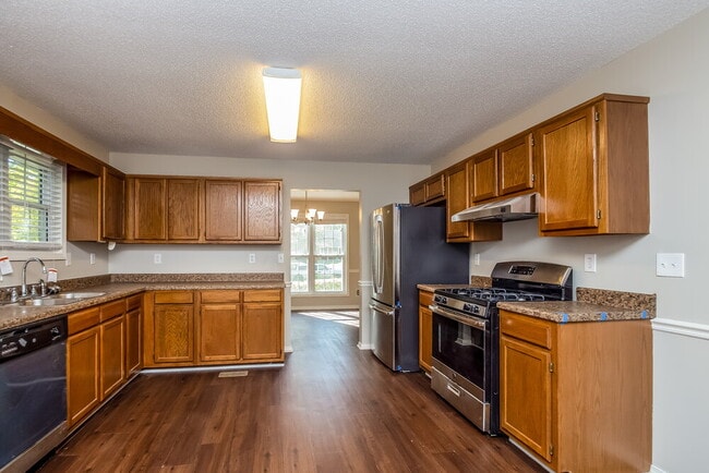 Building Photo - 113 Brookhaven Ln