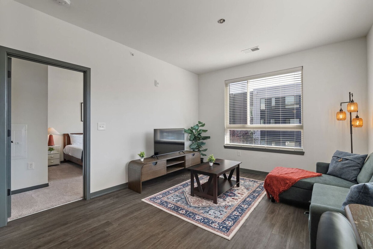 Foto principal - 6160 N Rural St