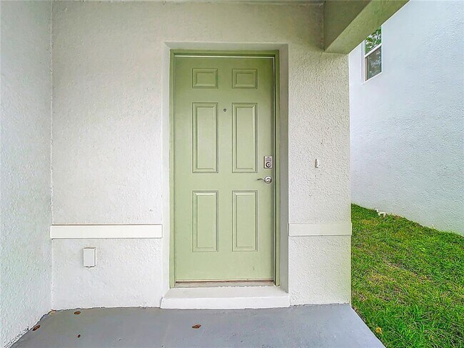 Building Photo - 31017 Silver Stage Dr