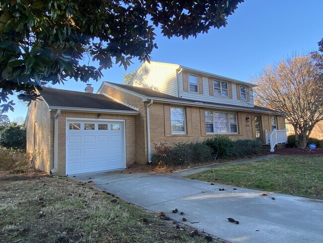 Foto del edificio - 5073 School Rd
