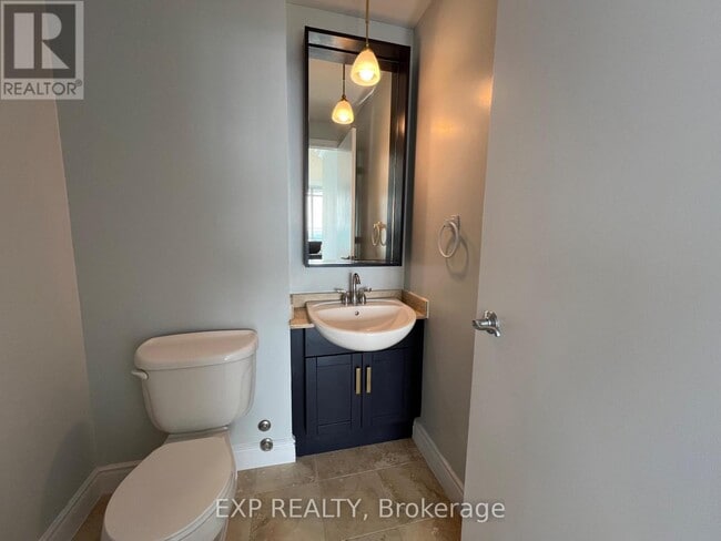 Building Photo - 60 Byng Ave