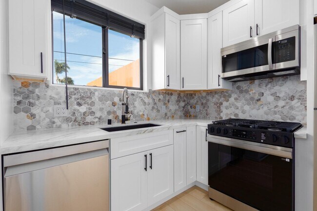 Building Photo - 1879A Frankfort Street