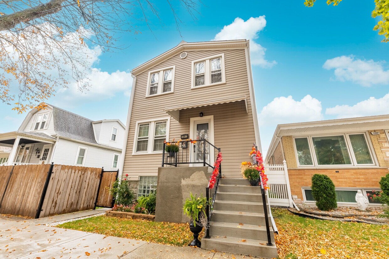 5306 S Kildare Ave Unit 2, Chicago, IL 60632 Condo for Rent in