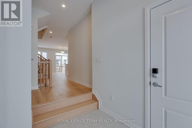 Building Photo - 506 Ingenuity Row