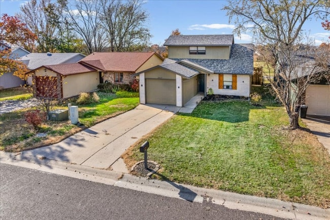 Building Photo - 2417 Hartford Rd