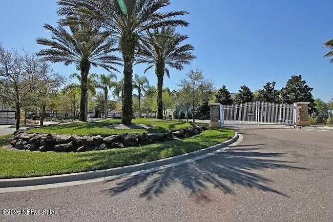 Foto del edificio - 13785 Herons Landing Way