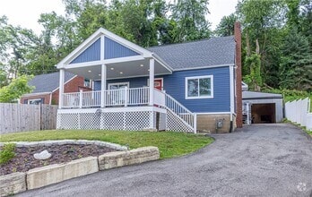 Building Photo - 414 Hochberg Rd