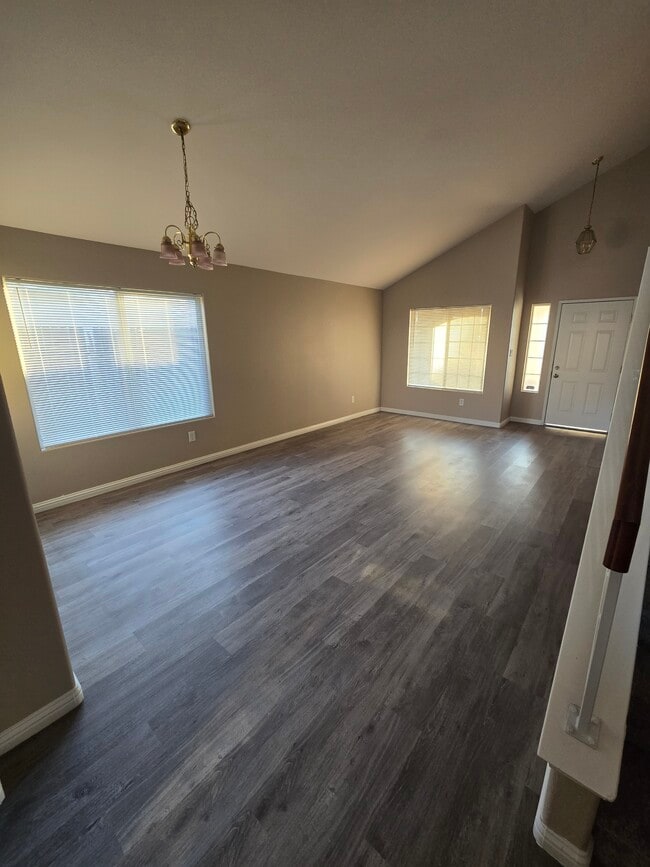 Living room - 3804 Mariana Way